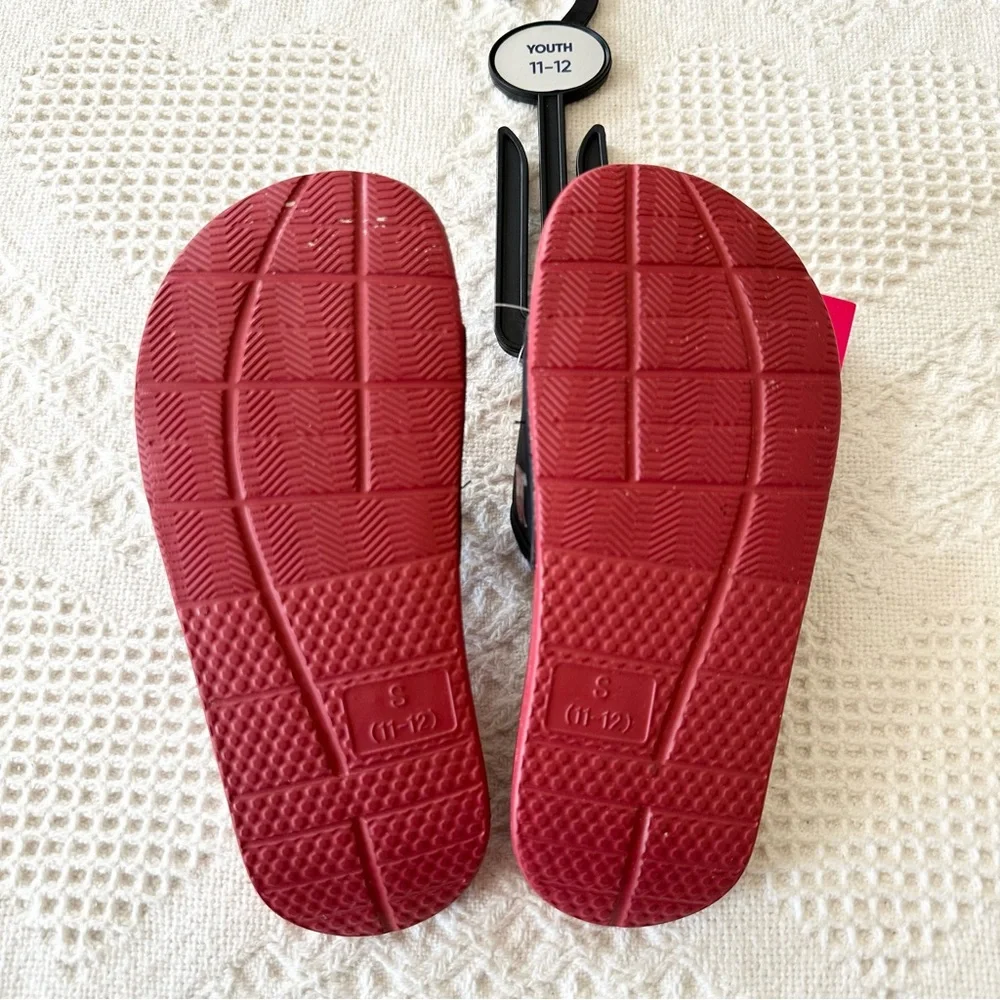 Tampa Bay Buccaneers Shoes Slides Youth 11-12 Red Black Foco Gel Bucs Skull NWT
